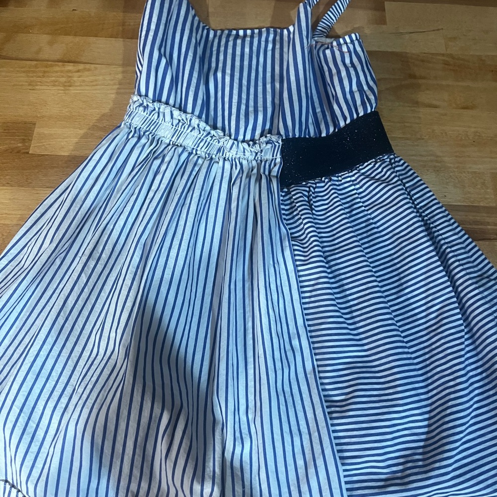 Cat & Jack Blue and White Pleated striped Sundress Sleeveless - size 7/8